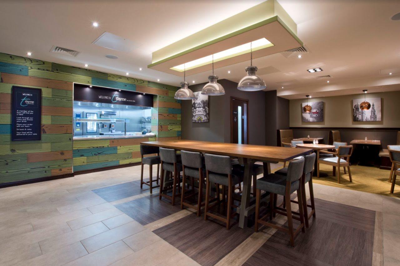 Premier Inn Leeds City Centre Exterior photo